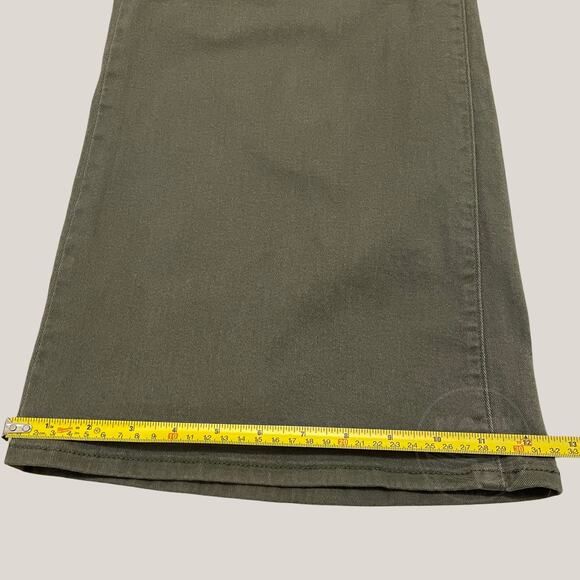 Levi’s 315 Shaping Wide Leg Jeans 30x32 | Olive Twill High Rise NWT, New Gift - Picture 9 of 9